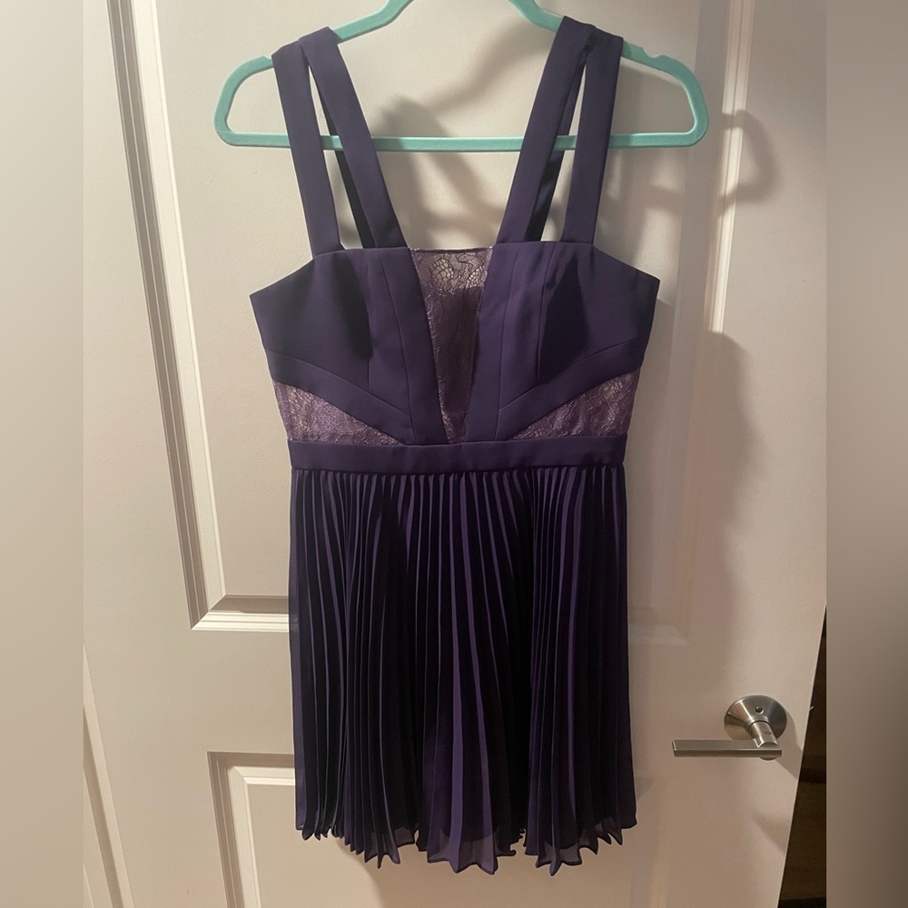 BCBG-Dress-Size 4